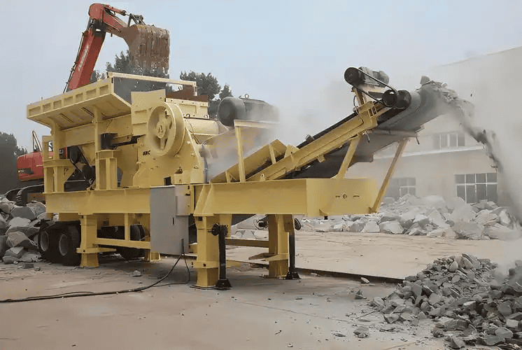 Tire-mounted mobile impact crusher
