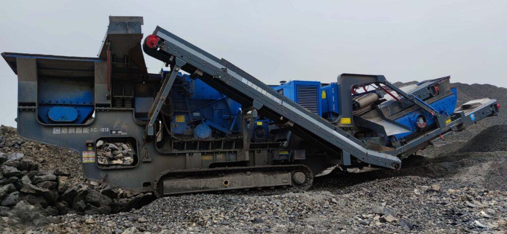 XCRUSHER XC1213 crawler mobile impact crusher in operation