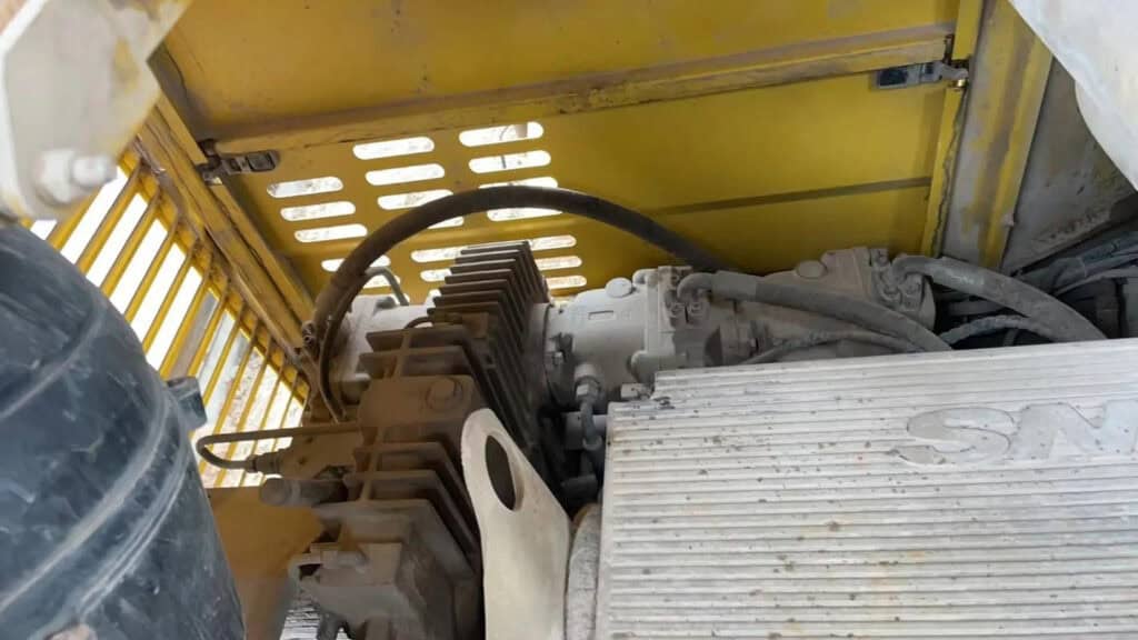 XCRUSHER compact crawler mobile impact crusher power system