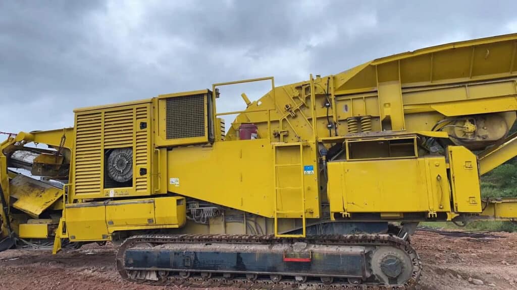 XCRUSHER compact crawler mobile impact crusher
