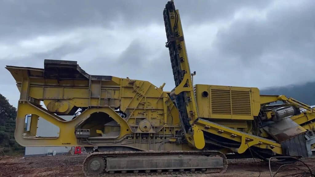 XCRUSHER compact crawler mobile impact crusher